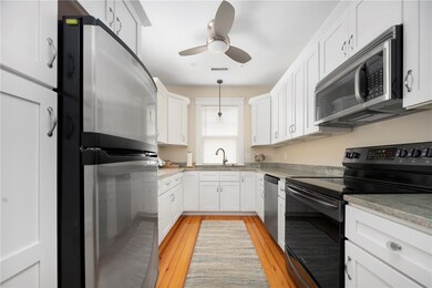 559 Broadway unit 3, Providence, RI 02909 - photo 5