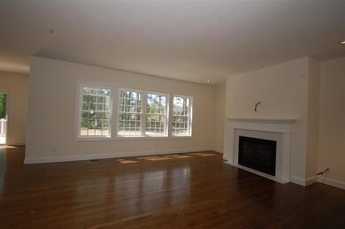 13 Orchard Dr unit 19, Merrimack, NH 03054 - photo 5