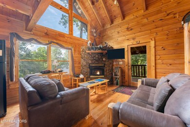 1814 Rhododendron Ln, Sevierville, TN 37876 - photo 3