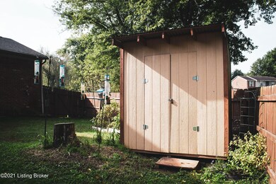 8006 Rochelle Rd, Louisville, KY 40228 - photo 6