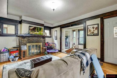 307 N 6th St, Mankato, MN 56001 - photo 5