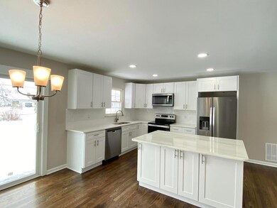 1113 Belden Rd, Columbus, OH 43229 - photo 5