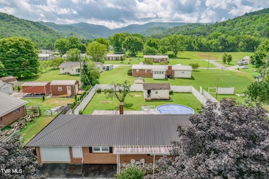 107 Woodland Dr-3