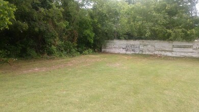 9104 Martin Dr, North Richland Hills, TX 76182 - photo 6