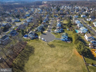 932 Quaker Cir, Langhorne, PA 19047 - photo 3