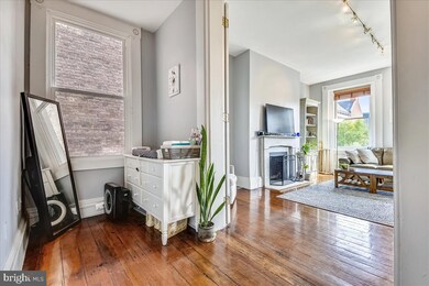 216 W Monument St unit 2, Baltimore, MD 21201 - photo 5