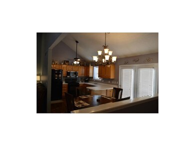 1607 Cove Dr, Raymore, MO 64083 - photo 5