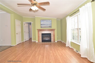 395 Leisure Dr, Wakefield, RI 02879 - photo 4