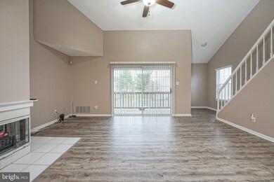 1402 Hawthorne Ct unit 1402, Sewell, NJ 08080 - photo 3