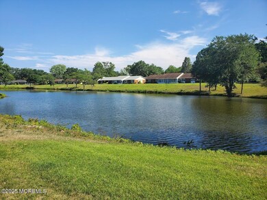 402 B PICARDY LAKE