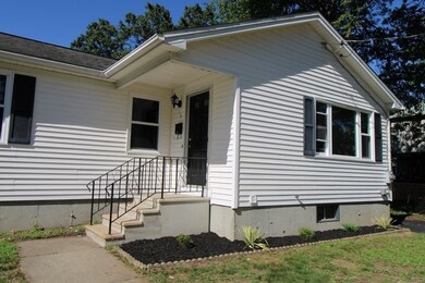 14 Lorimer St, Indian Orchard, MA 01151 - photo 2