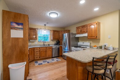 3762 Cedar Creek Rd, Walling, TN 38587 - photo 5