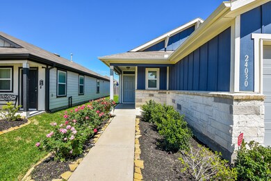 24030 Swather Way, Hockley, TX 77447 - photo 2