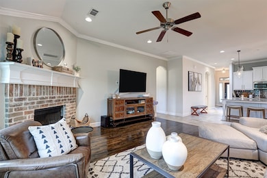 1116 Little John Dr, Fort Worth, TX 76179 - photo 6