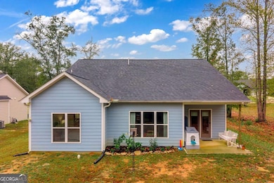 153 N Point Cir, Hartwell, GA 30643 - photo 5