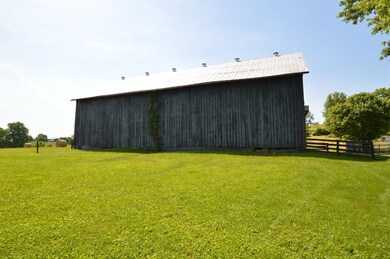 1723 Cummins Ferry Rd, Versailles, KY 40383 - photo 2