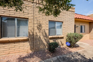 004 - 814 S. Pantano Rd