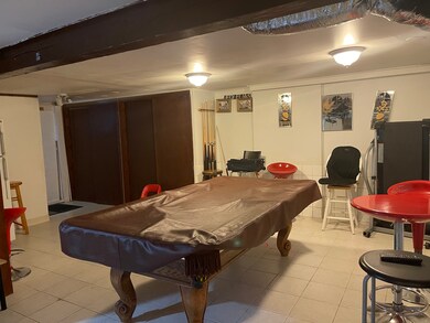 208 E Keith Ave, Waukegan, IL 60085 - photo 5