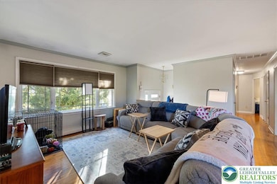 7512 S Main St, Coopersburg, PA 18036 - photo 6