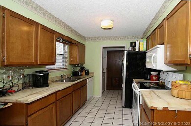 3112 S 216th East Ave, Broken Arrow, OK 74014 - photo 7