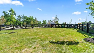 10328 Mae Ct, Cincinnati, OH 45251 - photo 4