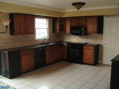 1680 Fairgrounds Rd, Hatfield, PA 19440 - photo 2