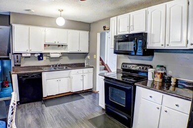 Kitchen 1