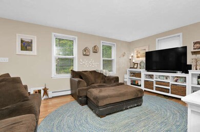176 Skip Rd Buxton ME 04093-small-005-00