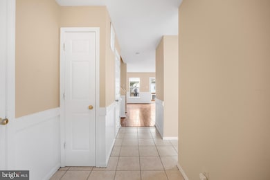 22078 Manning Square, Sterling, VA 20166 - photo 5