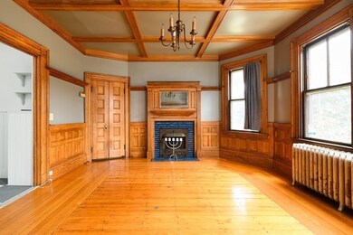 3 Monmouth St unit 2, Somerville, MA 02143 - photo 2