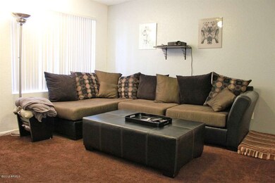 005Formal living Room