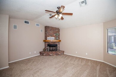 1203 S 42 Ave, Yuma, AZ 8536 - photo 2