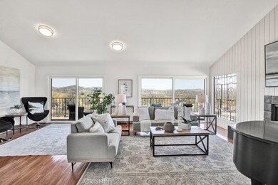 5029 Cerrillos Dr, Woodland Hills, CA 91364 - photo 5