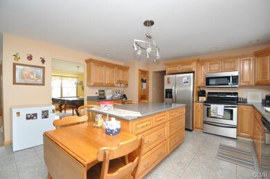 6269 Meadowview Rd, Germansville, PA 18053 - photo 6