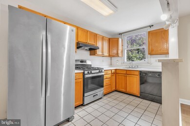 379 Edmonds Ave, Drexel Hill, PA 19026 - photo 7