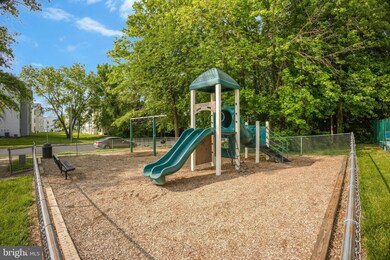 7528 Coxton Ct unit H, Alexandria, VA 22306 - photo 5