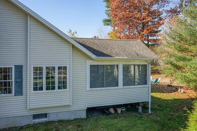1 Briallia Cir, Newmarket, NH 03857 - photo 3