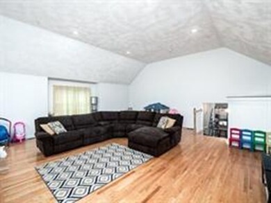 40 Fieldstone Cir, Tewksbury, MA 01876 - photo 3