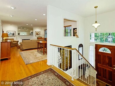 6406 Waterway Dr, Falls Church, VA 22044 - photo 2