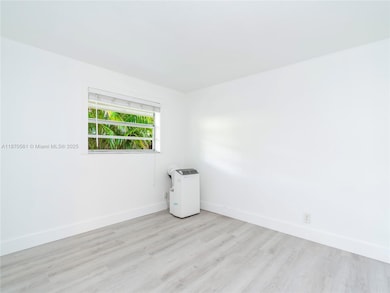 2020 Miami Rd unit B, Fort Lauderdale, FL 33316 - photo 7