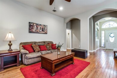 708 Ticonderoga Dr, Denton, TX 76205 - photo 5