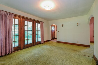 10310 Range Line Road-6