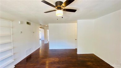 1015 S Nebraska Ave, Weslaco, TX 78596 - photo 2