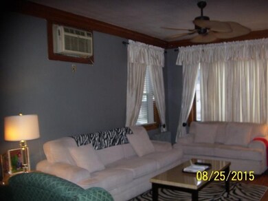 912 W 11th Ave, Gary, IN 46402 - photo 5