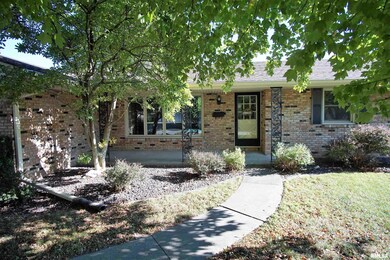 150 Churchill Ln, Lincoln, IL 62656 - photo 2