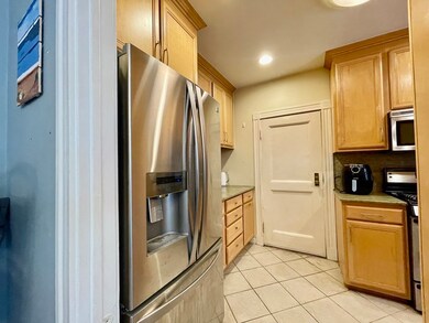 32 Summit Ave unit 4, Brookline, MA 02446 - photo 7