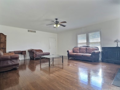 119 E Ridgewood Ct unit 1, San Antonio, TX 78212 - photo 3