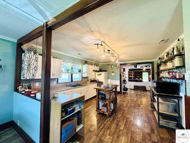 1112 NE 951 Rd, Calhoun, MO 65323 - photo 6