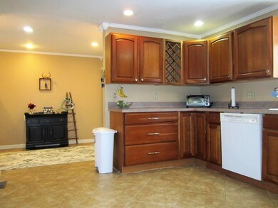 2 Patch Reservoir Dr, Worcester, MA 01602 - photo 7