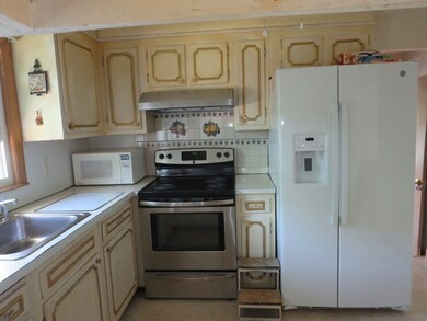 22 Mary Ann Dr, Worcester, MA 01606 - photo 6